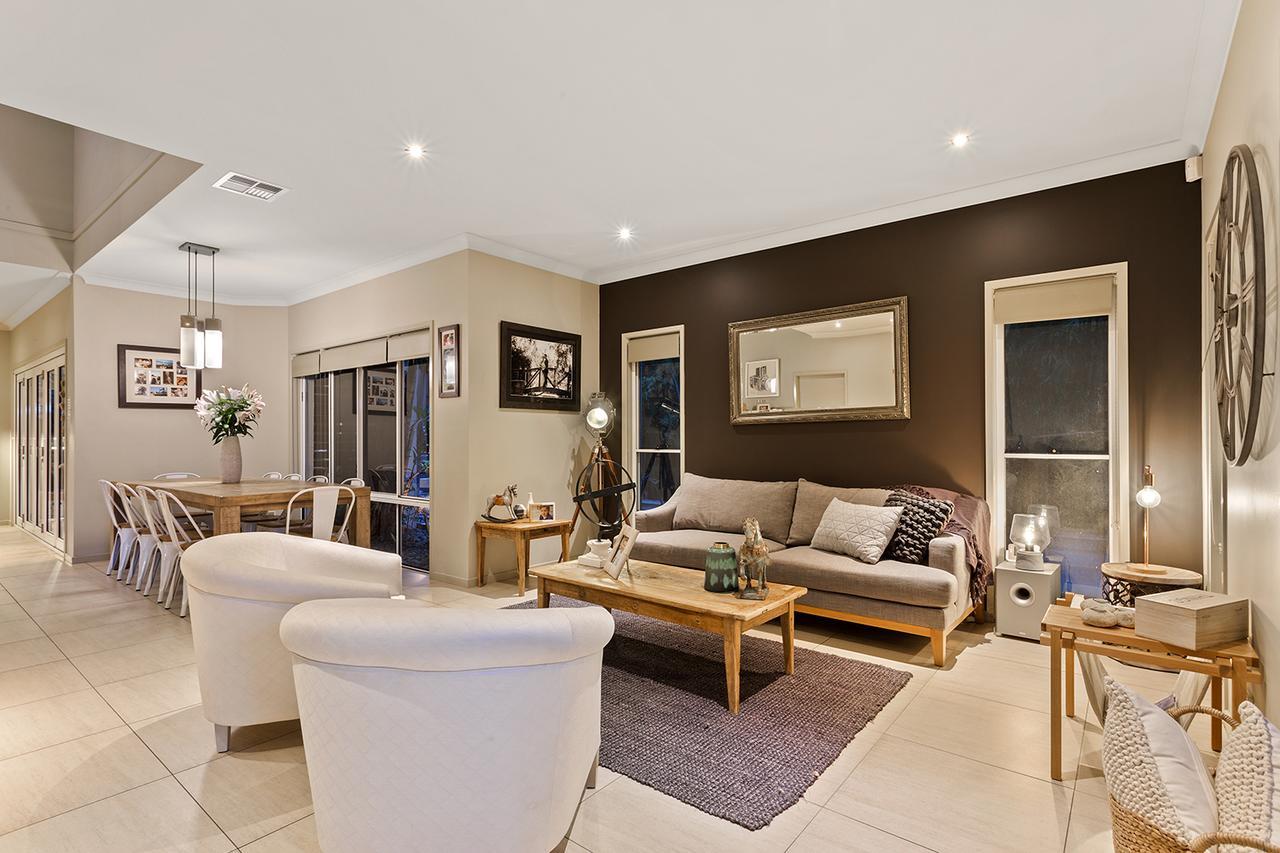 Resort Style Home In Brisbane Inner North. Екстер'єр фото